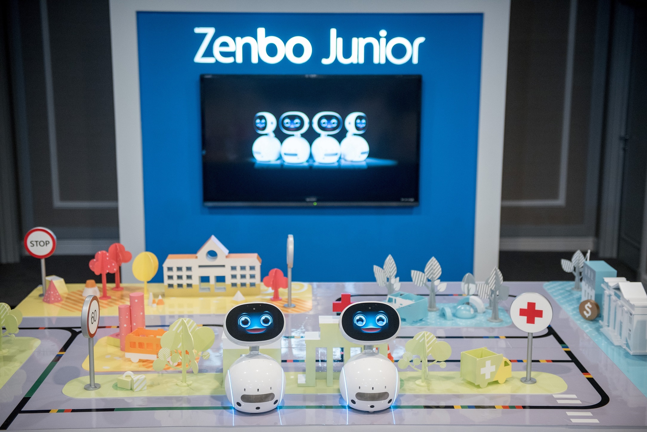 Zenbo Junior is a new AI-enabled robotics platform that allows developers, system integrators and business partners to create flexible and easily manageable robotics solutions to improve business operations and customer experiences